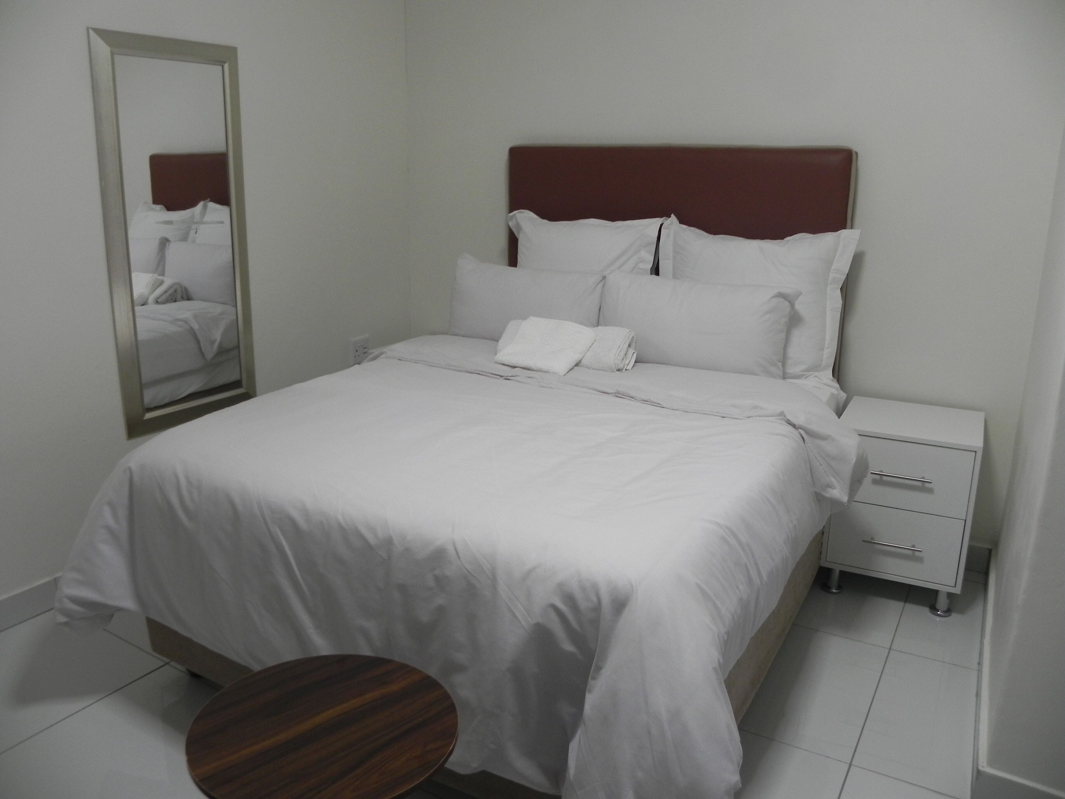 Standard Room | Desk, free WiFi