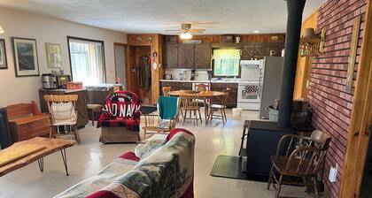 Tranquility Lodge- Pet-Friendly