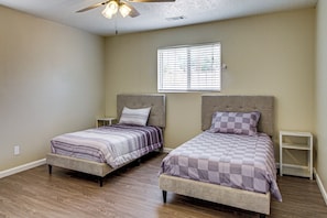 Rumah (4 Bedrooms) | Interior