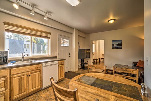 Steps to Fritz Creek! 2-unit Family Retreat