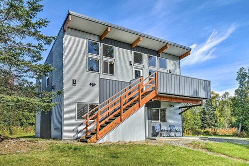 Steps to Fritz Creek! 2-unit Family Retreat