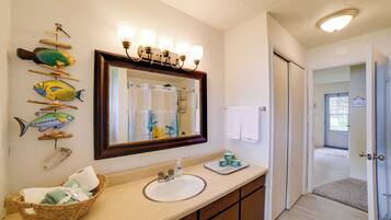 Nhà (2 Bedrooms) | Nội thất