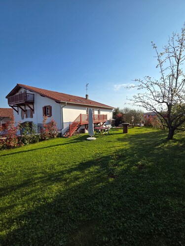 Ahetzina Guest Rooms with Nordic Sauna and Shared Garden