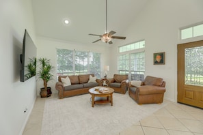 Casa (2 Bedrooms) | Interior