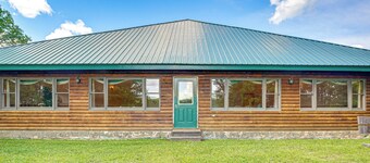 Letchworth Cabin: Lake Access, Slide, Canoe Rental