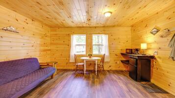 House (1 Bedroom) | Interior