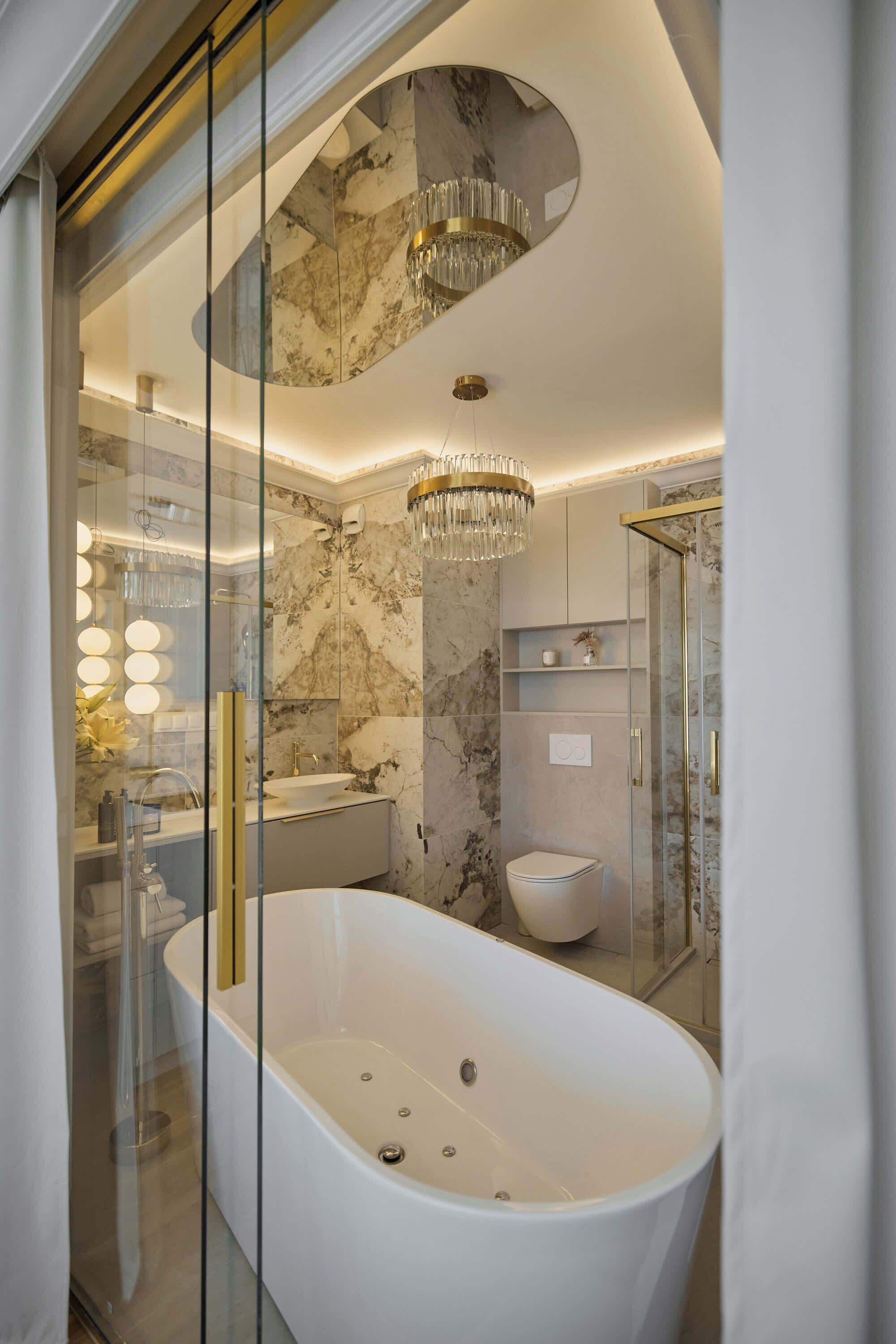 Shower, hair dryer, towels, shampoo