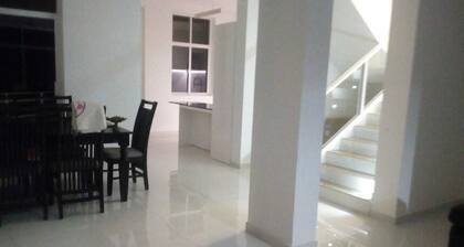 Aussie Own Luxury Boutique Villa Kandy
