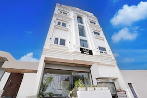 Exterior - Super Collection O Prayagraj near IIITA (Prayagraj)
