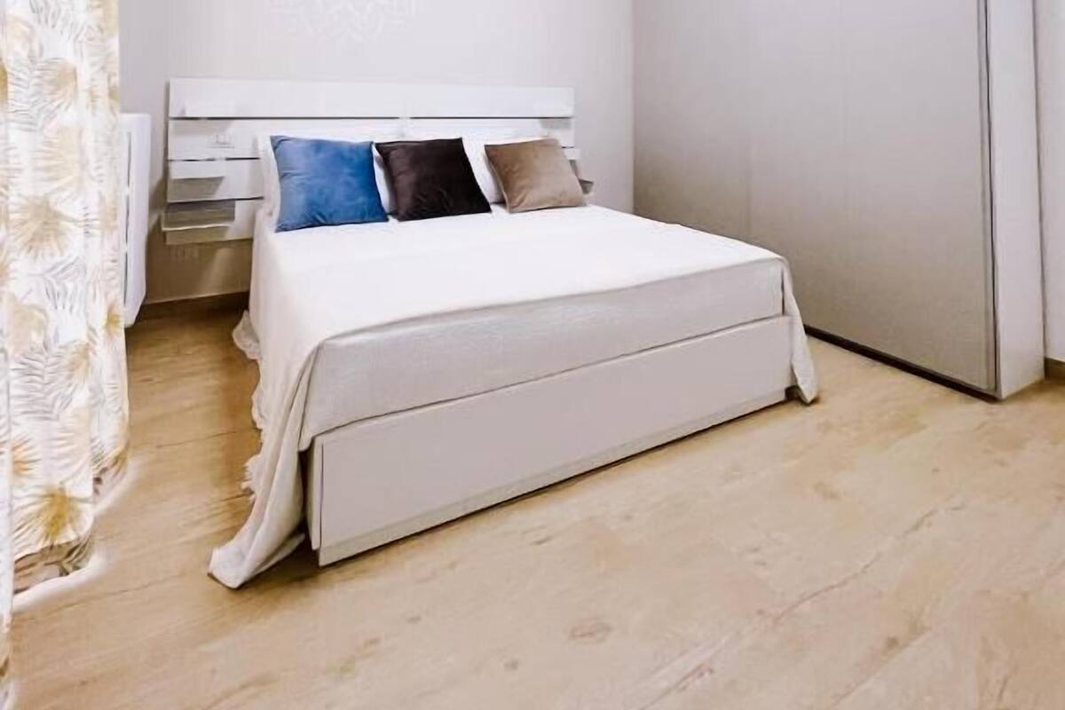 Apartment, Balcony, City View | Blackout drapes, iron/ironing board, WiFi (free)