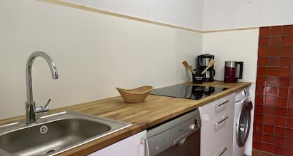 Gîte "Le Faisan" with Private Terrace, Enclosed Garden, and Wifi