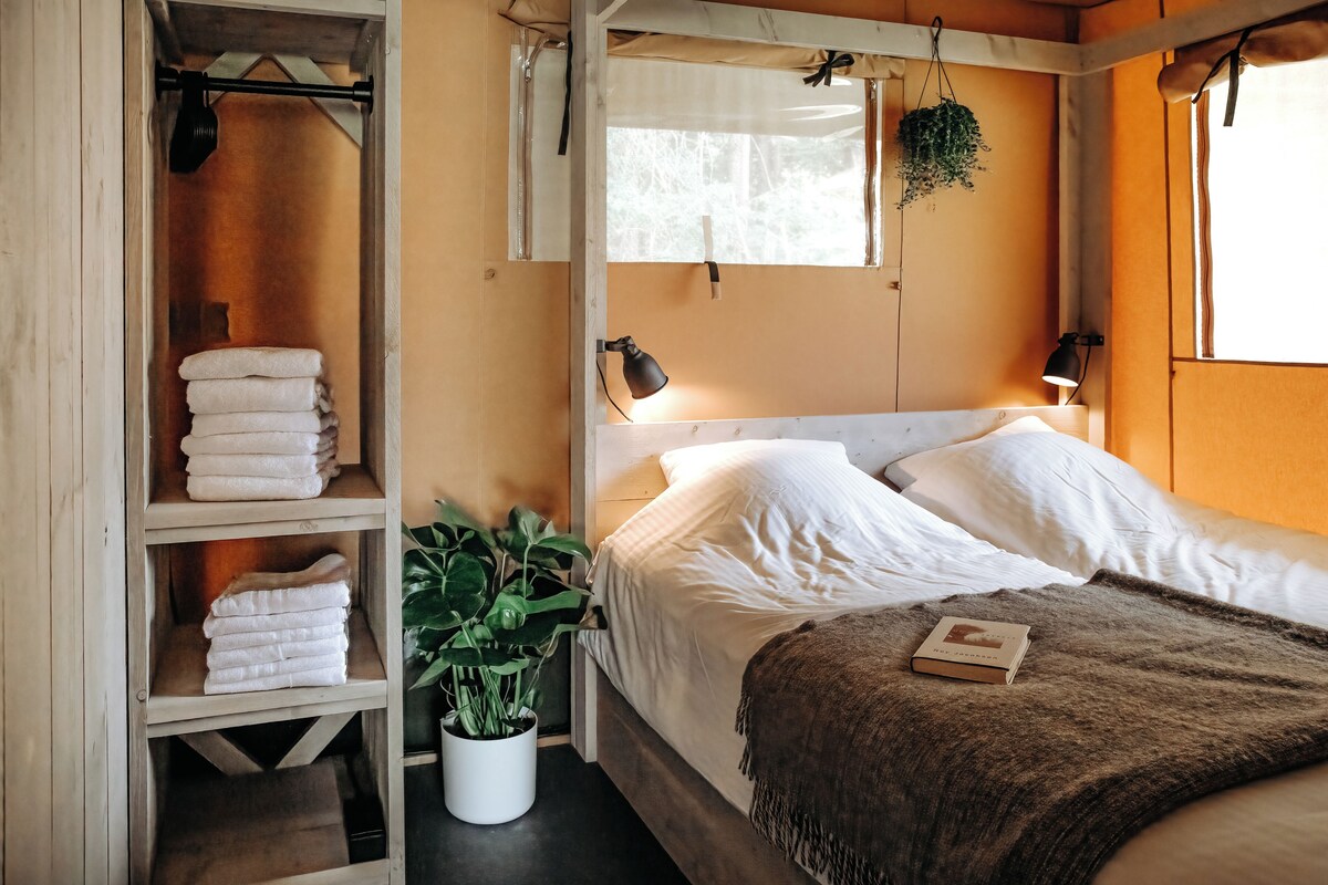 Glamping Lodge - Comfortable Stay for up to 5 People Eco-Wellness | Premium bedding, bed sheets