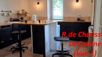 Macchina per tè/caffè, frigorifero, microonde, forno