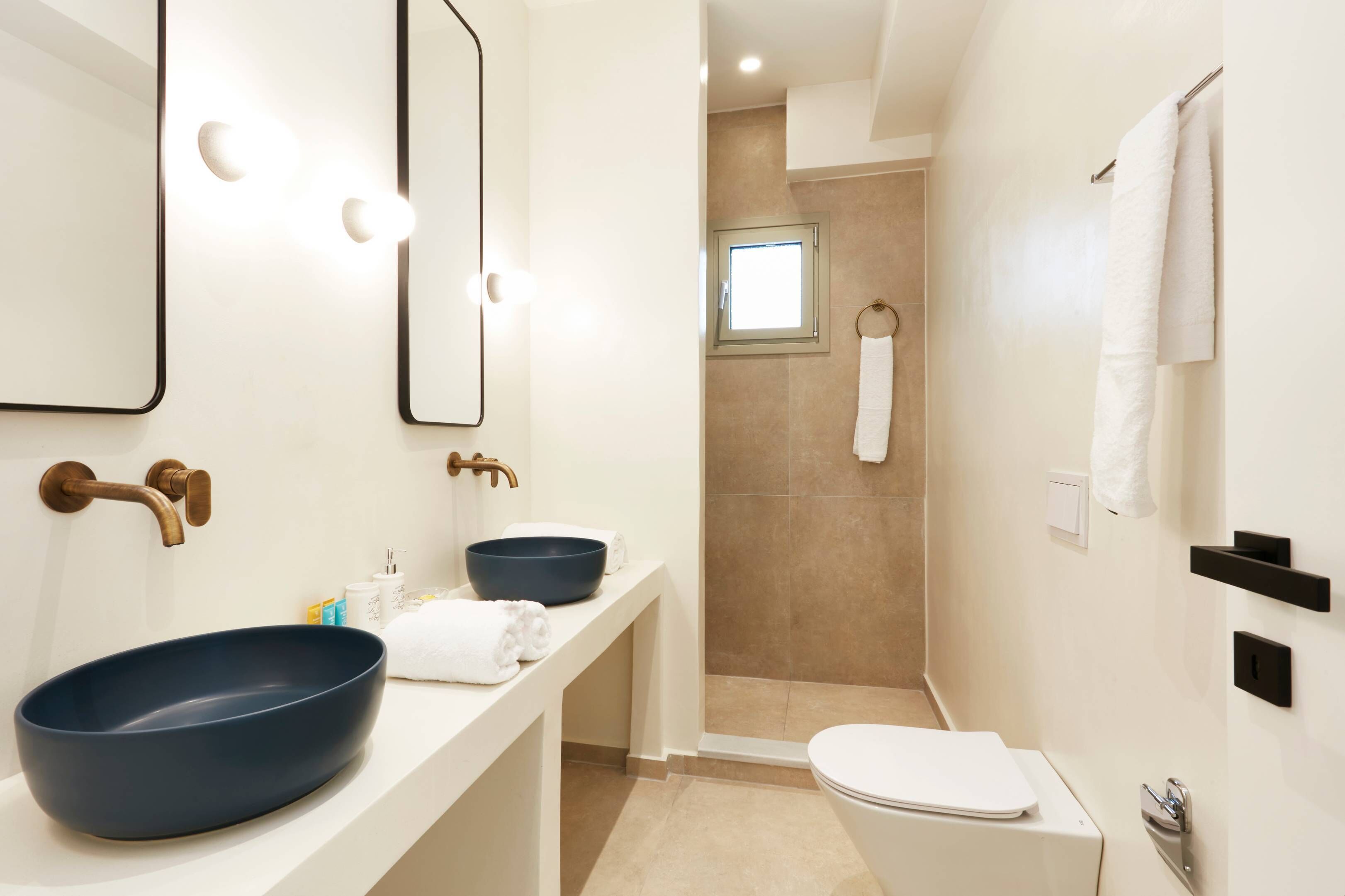 Deluxe Apartment, Beach View | Bathroom
