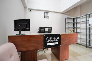Lobby - Super OYO Collection O Prayag Junction (Prayagraj)