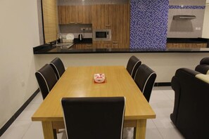 Single Room | Dining - Asian Tower (Juffair)