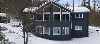 Muskoka River Haven