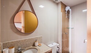 Apartment | Badezimmer | Dusche