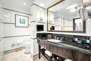 Family Apartment | Bathroom | Hair dryer, towels, soap, shampoo - Fontainebleau Miami Resort (Miami Beach)