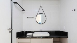 Basic Apartment | Bathroom - Modern Apartment in Cond. With Pool Skl1505 (Penha)