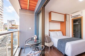 Room - Studio in a Cond. With Pool Near the Beach Cao0305 (Salvador)
