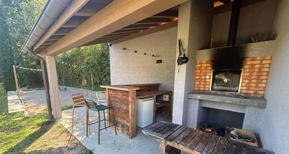 Holiday Home "Maison Vacances Massignieu" with Mountain View, Private Pool, and Wi-Fi