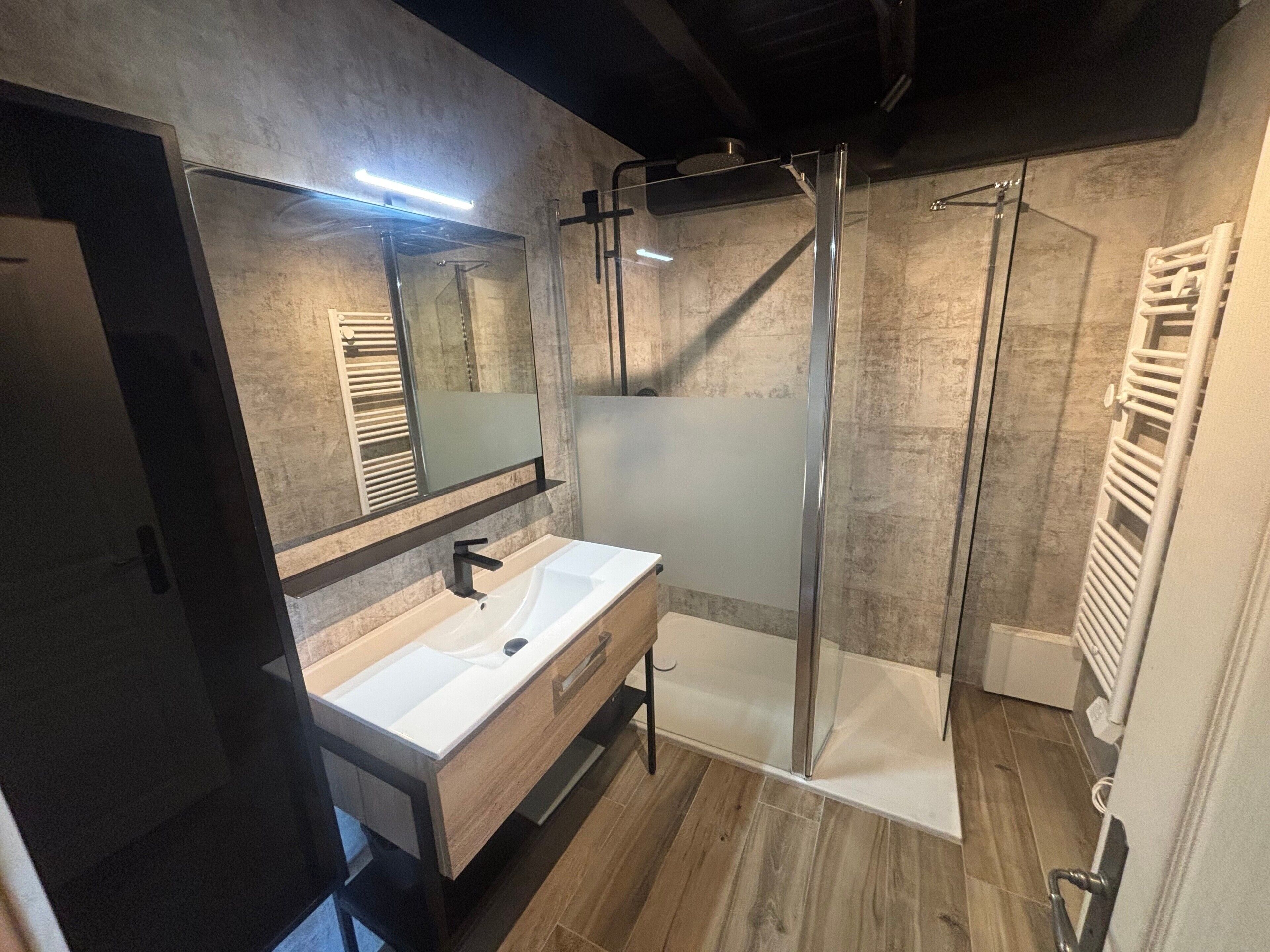 Shower, hair dryer