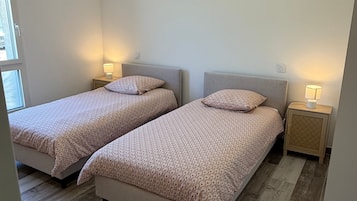 4 Schlafzimmer, Bügeleisen/Bügelbrett, WLAN, Bettwäsche