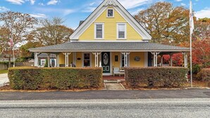Exterior - Queen Anne Victorian home plus private Cottage in pleasant Dennisport Cape Cod (Dennis)