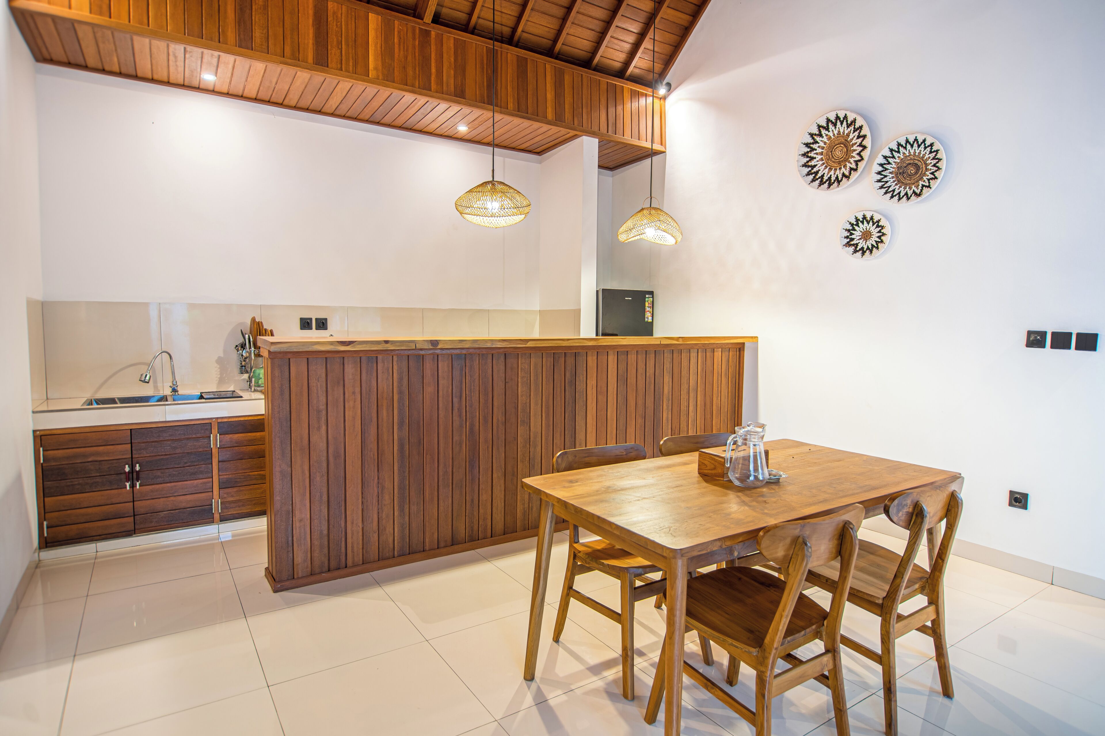 Villa, 2 Bedrooms, Balcony, Pool View | Dining