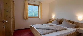 Appartement "Röfen" met balkon en wifi