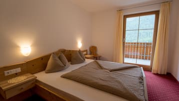 2 slaapkamers, een strijkplank/strijkijzer, wifi, beddengoed