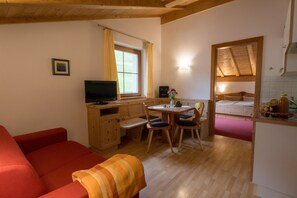 Living area - Apartment "Watles" with Balcony and Wi-Fi (Mals)