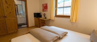Double Room with Wi-Fi