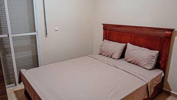 Appartement, 2 chambres, balcon, vue ville