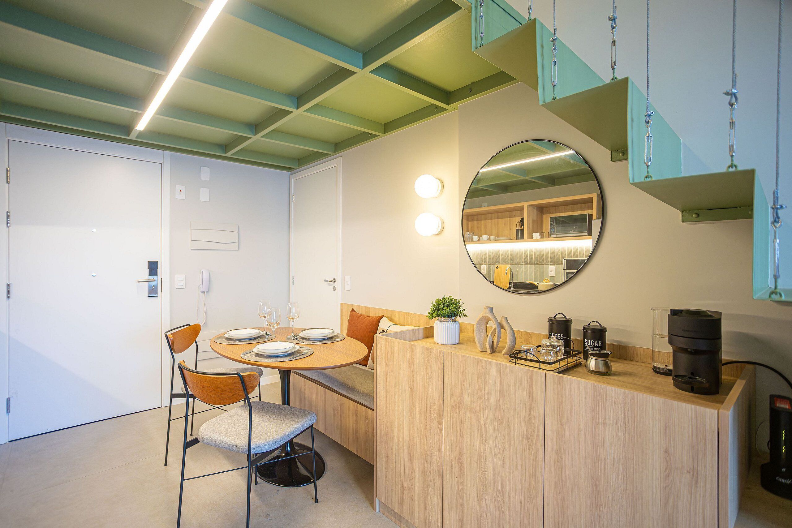 Eenvoudig appartement | Dineren