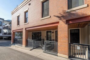 Exterior - 101 Ballard N-Curate Telluride, Walk to Gondola, Festival Grounds, Shops, Town (Telluride)