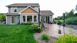 Exterior - 4 BR beach house with Swim Spa, Steam Shower & 42 ft playroom. Sleeps 9 (Maple Lake)