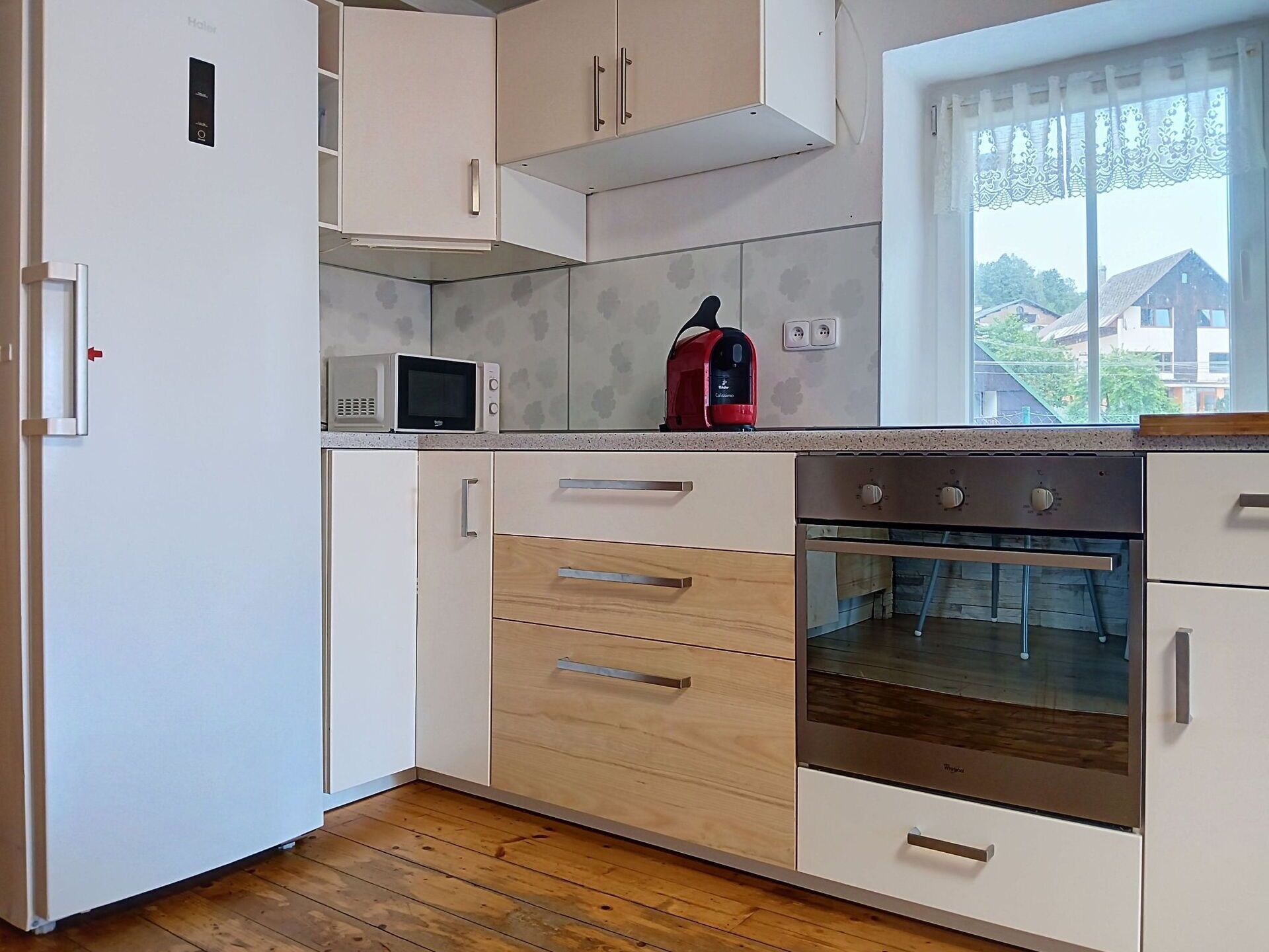Microwave, oven, dishwasher