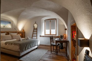 6 Schlafzimmer, Bügeleisen/Bügelbrett, kostenloses WLAN, Bettwäsche
