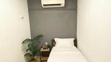 Room, 1 Single Bed, Shared Bathroom