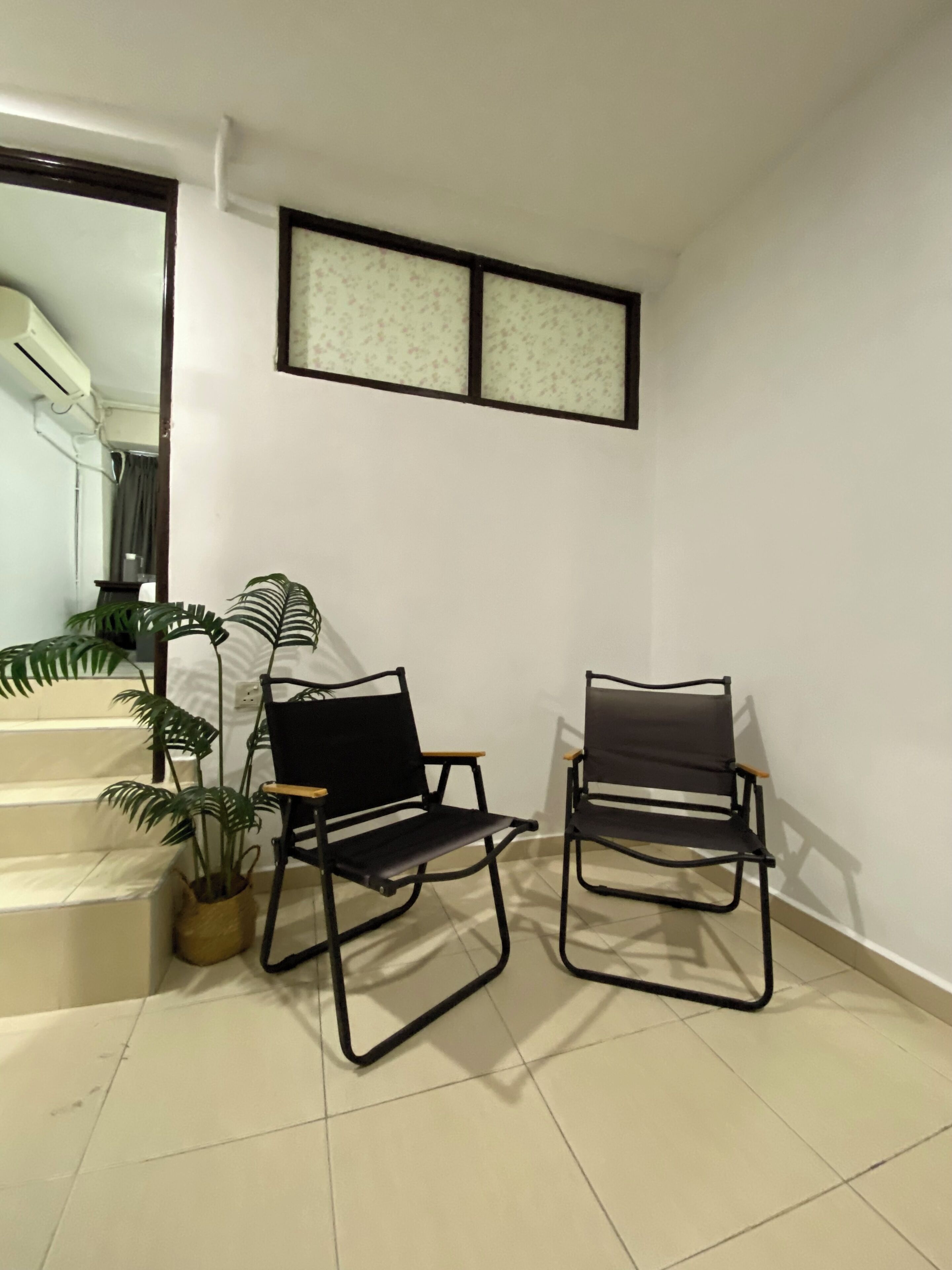 Deluxe Triple Room, Private Bathroom | Interior