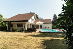 Esterni