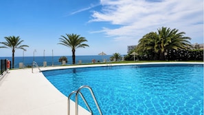 Pool - La Roca Sea Breeze (Torremolinos)