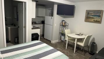 1 Schlafzimmer, Bügeleisen/Bügelbrett, WLAN, Bettwäsche