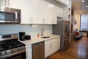 Private kitchen - Harlem Brownstone Gem (New York)
