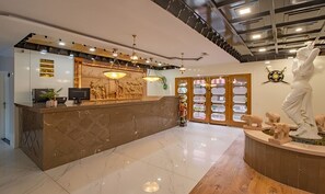 Khu sảnh