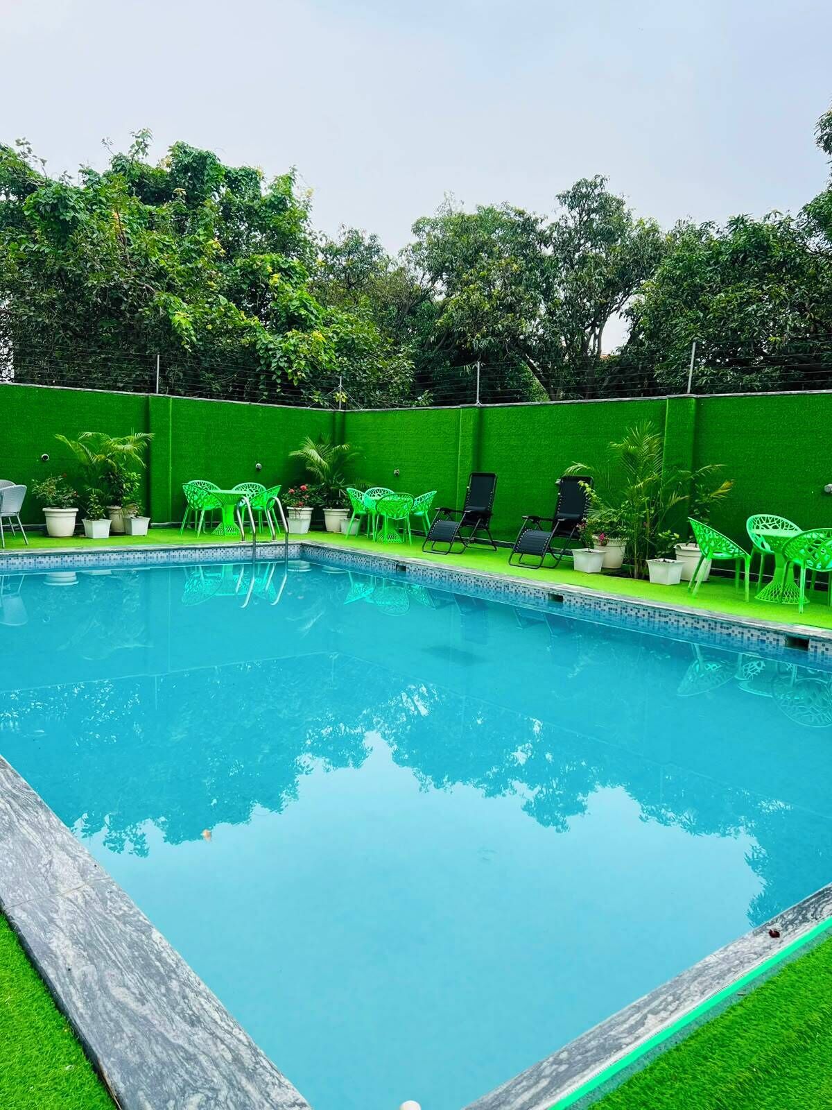 Piscina all'aperto