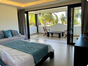 3 bedrooms, iron/ironing board, Internet, bed sheets