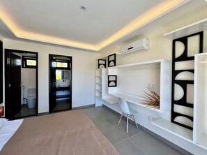 3 bedrooms, iron/ironing board, Internet, bed sheets